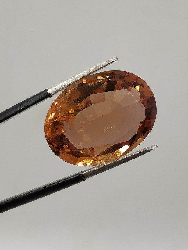 نگین الکساندریت، تراش بیضی( oval cut) کد N415