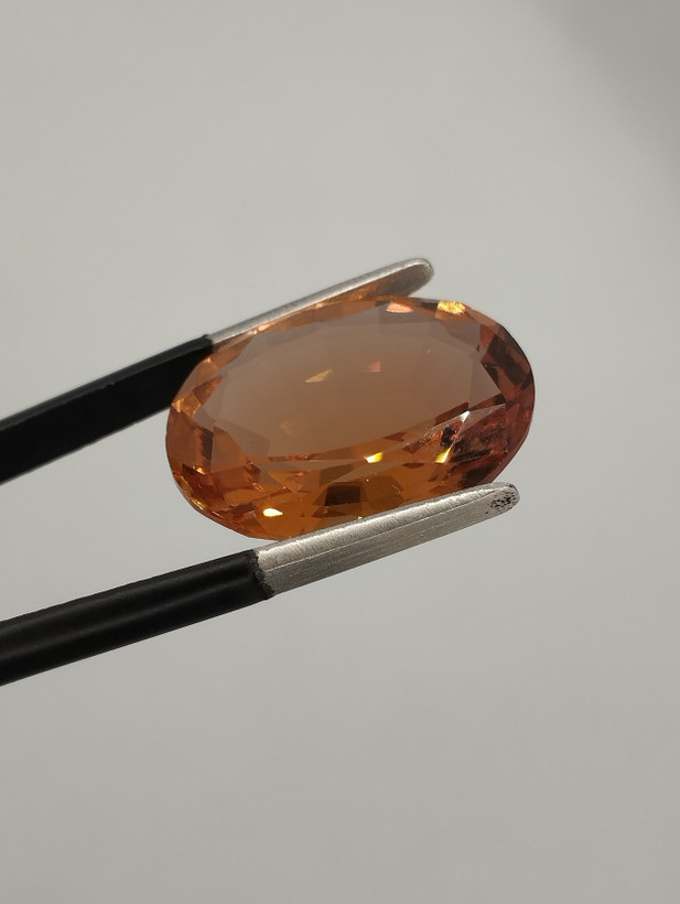 نگین الکساندریت، تراش بیضی( oval cut) کد N415