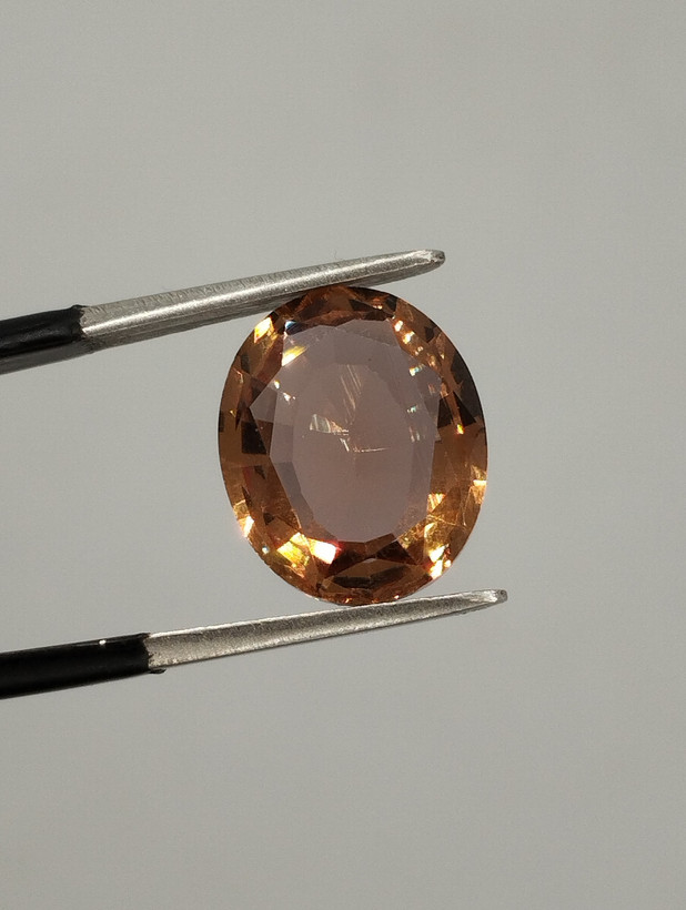 نگین الکساندریت، تراش بیضی( oval cut) کد N41۷